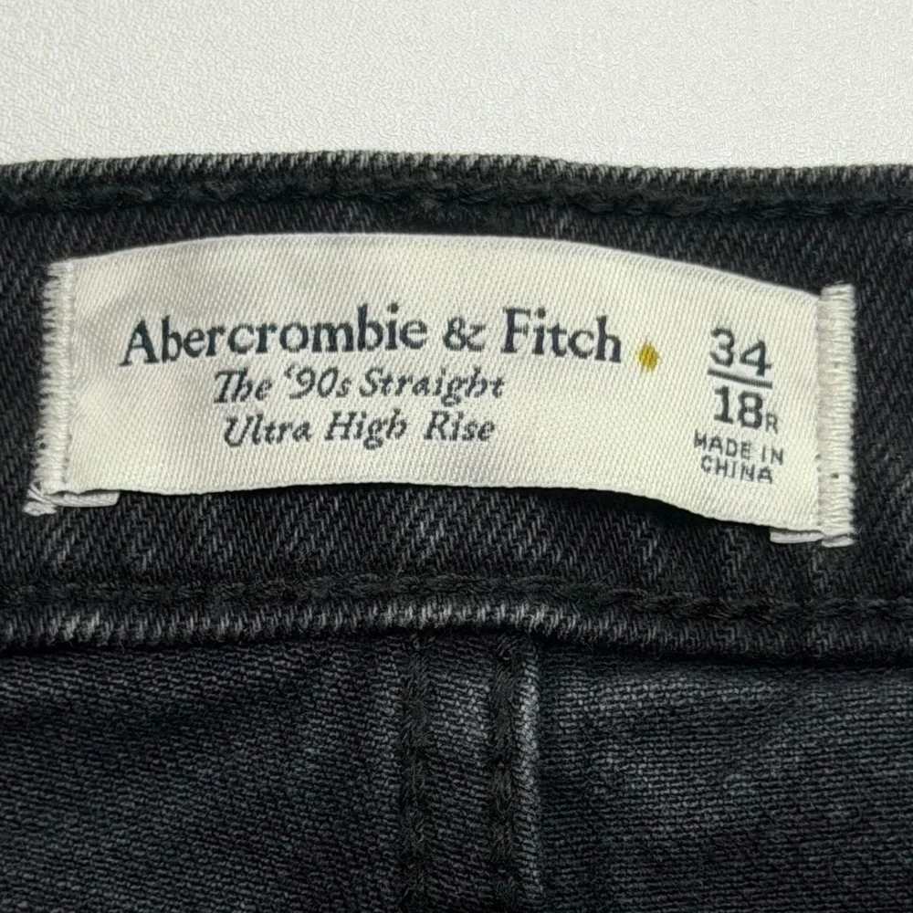 Abercrombie Womens size 18 Black 90s Straight Jeans Faux‎ Leather High Rise